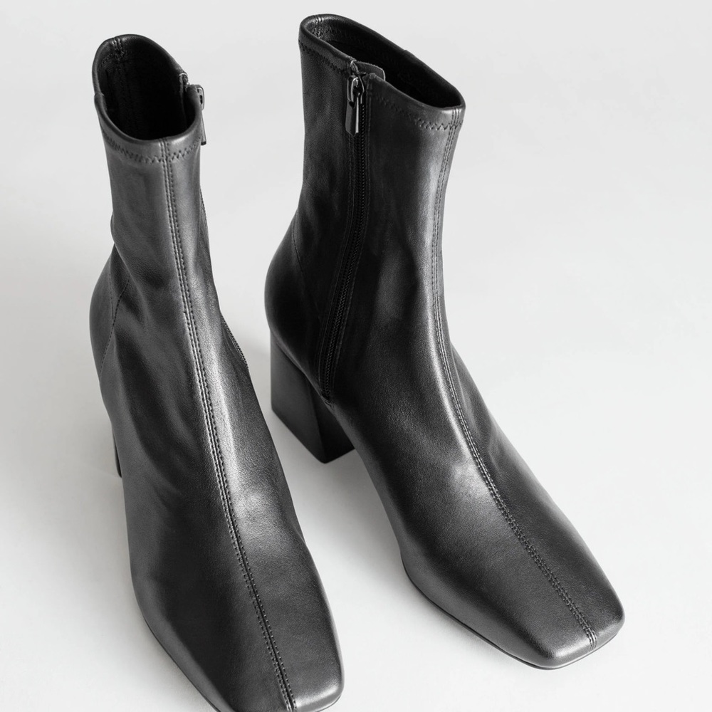 & Other Stories Toe Leather Boots